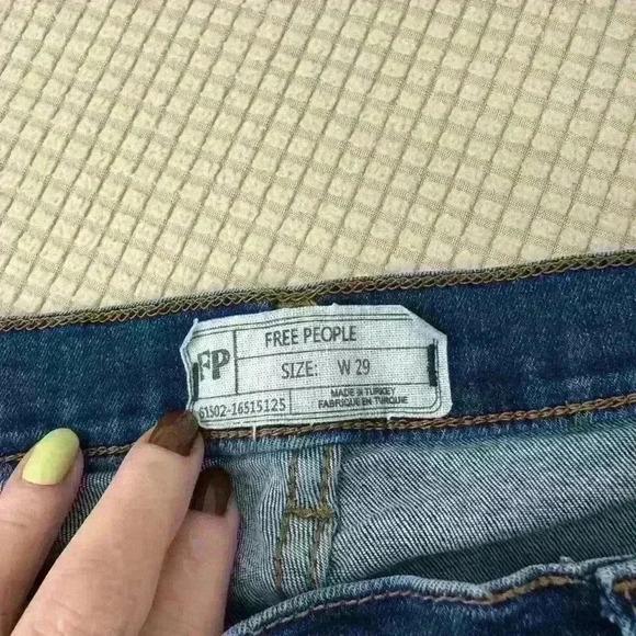 We The Free Raw High-Rise Jegging - Picture 5 of 5